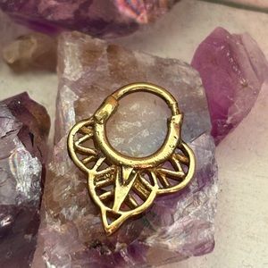 Yellow gold plated Maya Jewelry clicker